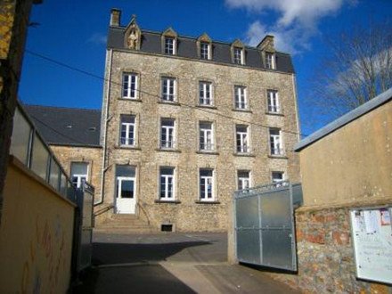 BRICQUEBEC EN COTENTIN - Bricquebec - Ecole Notre Dame